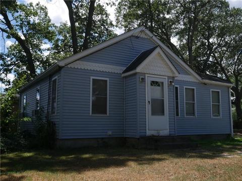 236 Gordon Ave, Warwick, RI 02889 photo 2