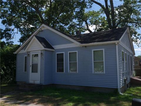 236 Gordon Ave, Warwick, RI 02889 photo 3