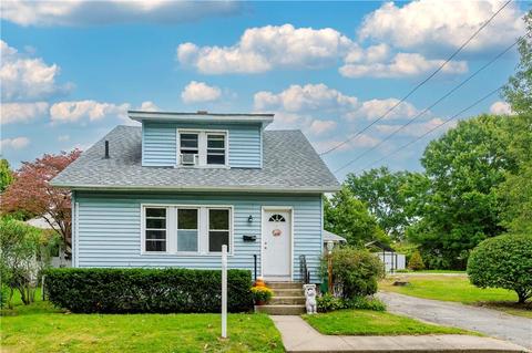 254 Irving Rd, Warwick, RI 02888 photo 1