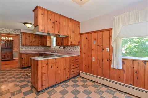 194 Schoolhouse Rd, Warren, RI 02885 photo 11