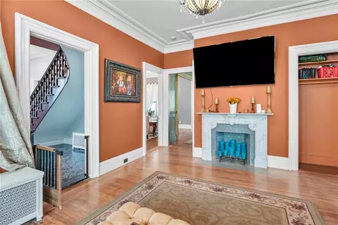 309 Prospect St, Woonsocket, RI 02895 photo 7