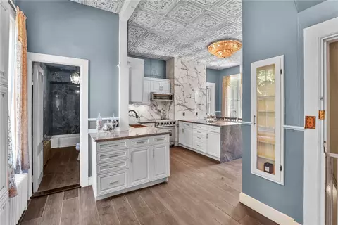 309 Prospect St, Woonsocket, RI 02895 photo 15