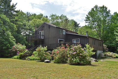 511 Chestnut Hill Rd, Glocester, RI 02814 photo 2