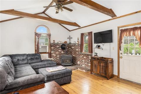 301 Talcott St, Woonsocket, RI 02895 photo 4