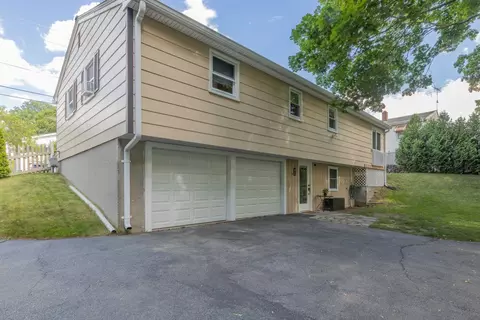 185 St Leon Ave, Woonsocket, RI 02895 photo 33