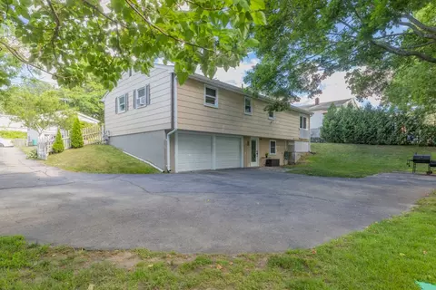 185 St Leon Ave, Woonsocket, RI 02895 photo 35