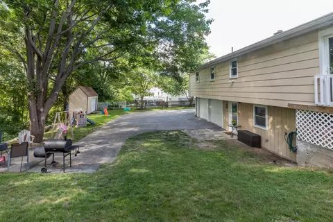 185 St Leon Ave, Woonsocket, RI 02895 photo 37
