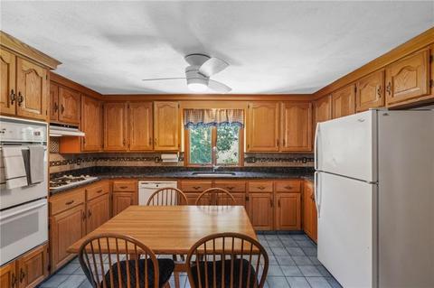 20 W View Dr, Coventry, RI 02816 photo 12