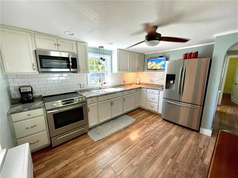 232 Long Meadow Ave, Warwick, RI 02889 photo 12