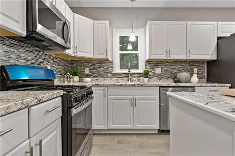 338 Mason St, Woonsocket, RI 02895 photo 5