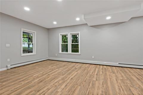 338 Mason St, Woonsocket, RI 02895 photo 12