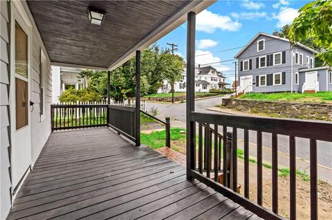 338 Mason St, Woonsocket, RI 02895 photo 3