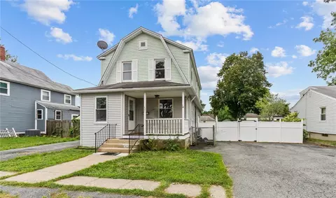 421 Elm St, Warwick, RI 02888 photo 2