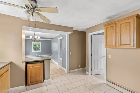 421 Elm St, Warwick, RI 02888 photo 6