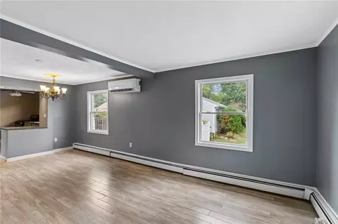 421 Elm St, Warwick, RI 02888 photo 8