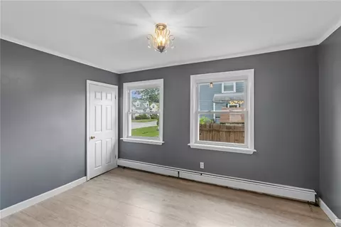 421 Elm St, Warwick, RI 02888 photo 12
