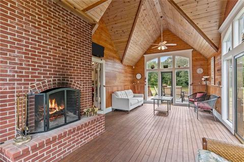 67 Serpentine Rd, Warren, RI 02885 photo 4
