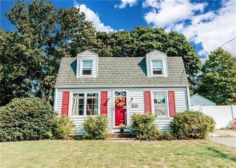 391 Chapmans Ave, Warwick, RI 02886 photo 1