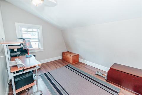 391 Chapmans Ave, Warwick, RI 02886 photo 8