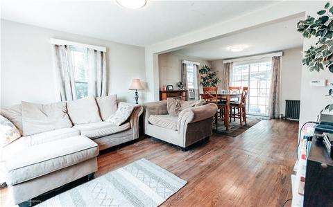 391 Chapmans Ave, Warwick, RI 02886 photo 5