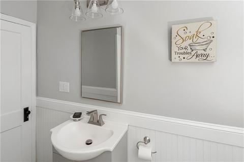 59 Hull St, Warwick, RI 02888 photo 15