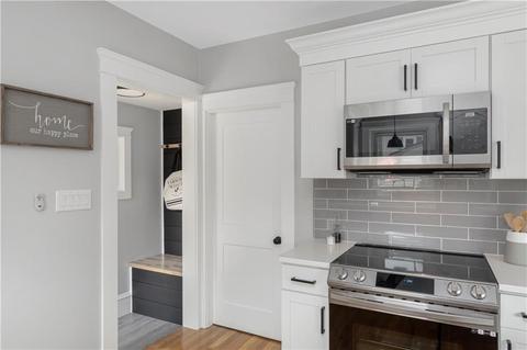 59 Hull St, Warwick, RI 02888 photo 5