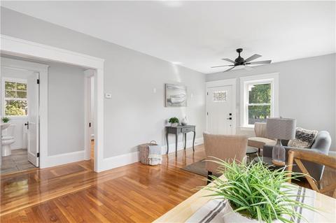 59 Hull St, Warwick, RI 02888 photo 9