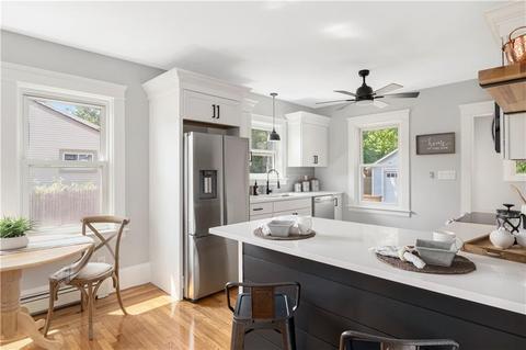 59 Hull St, Warwick, RI 02888 photo 8