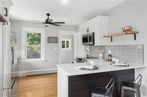 59 Hull St, Warwick, RI 02888 photo 6