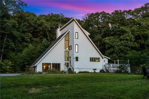 774 Cooper Rd, Glocester, RI 02814 photo 1
