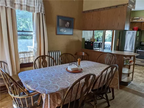 110 Highland St, Woonsocket, RI 02895 photo 9