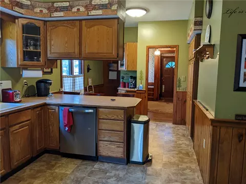 110 Highland St, Woonsocket, RI 02895 photo 7