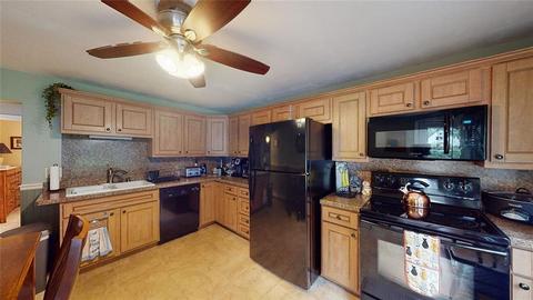 72 Grange Ave, Woonsocket, RI 02895 photo 3