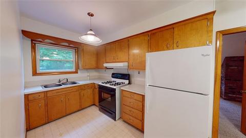 72 Grange Ave, Woonsocket, RI 02895 photo 27