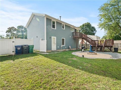 132 Winifred Ave, Warwick, RI 02889 photo 3