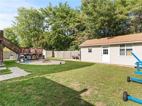 132 Winifred Ave, Warwick, RI 02889 photo 4