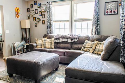 39 Temple Ave, Warwick, RI 02888 photo 12