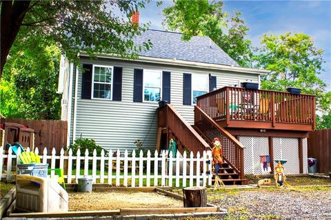 39 Temple Ave, Warwick, RI 02888 photo 1