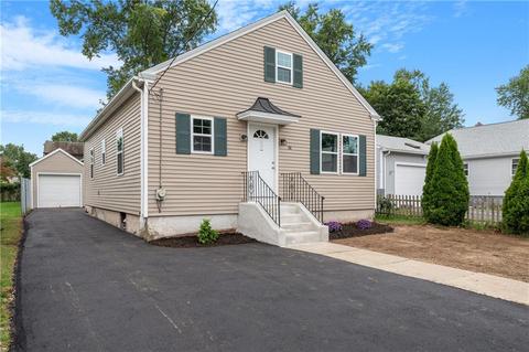 88 Benedict Rd, Warwick, RI 02888 photo 2