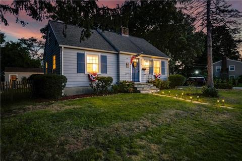 236 Harrison Ave, Warwick, RI 02888 photo 4