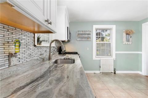 236 Harrison Ave, Warwick, RI 02888 photo 12