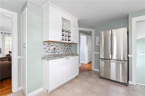236 Harrison Ave, Warwick, RI 02888 photo 10