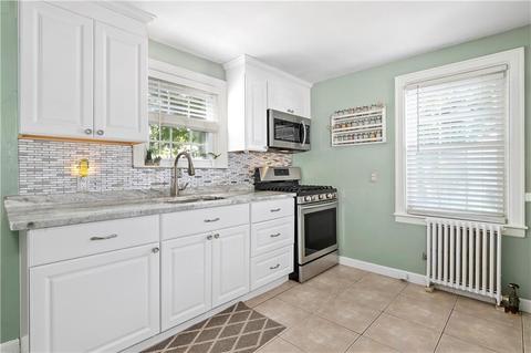 236 Harrison Ave, Warwick, RI 02888 photo 11