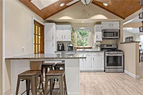 87 Ryan Ave, Warwick, RI 02889 photo 11