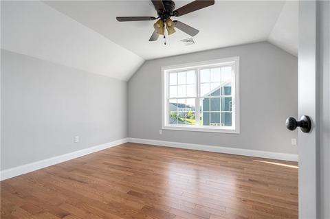 482 Louise St, Woonsocket, RI 02895 photo 28