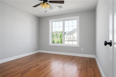482 Louise St, Woonsocket, RI 02895 photo 24