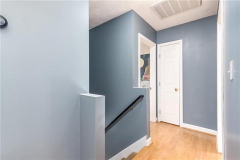 329 Commonwealth Ave, Warwick, RI 02886 photo 15