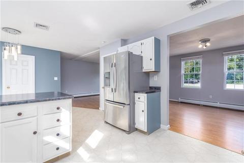 329 Commonwealth Ave, Warwick, RI 02886 photo 7