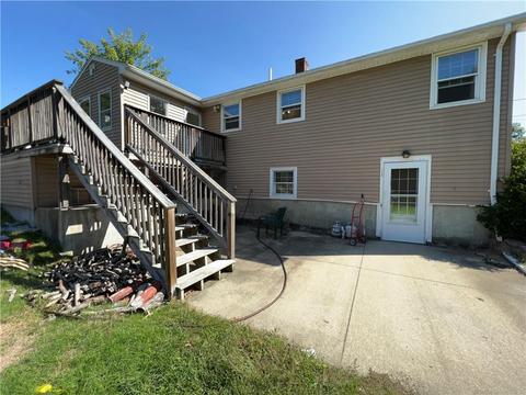 187 Louise St, Woonsocket, RI 02895 photo 5