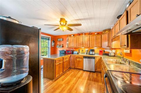 280 Bailey St, Woonsocket, RI 02895 photo 9